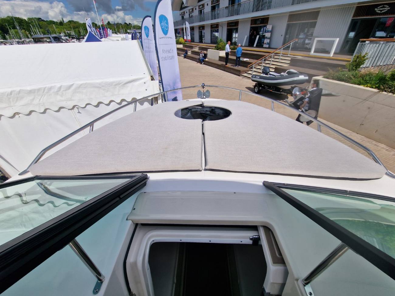 2024 LS4C image 7
