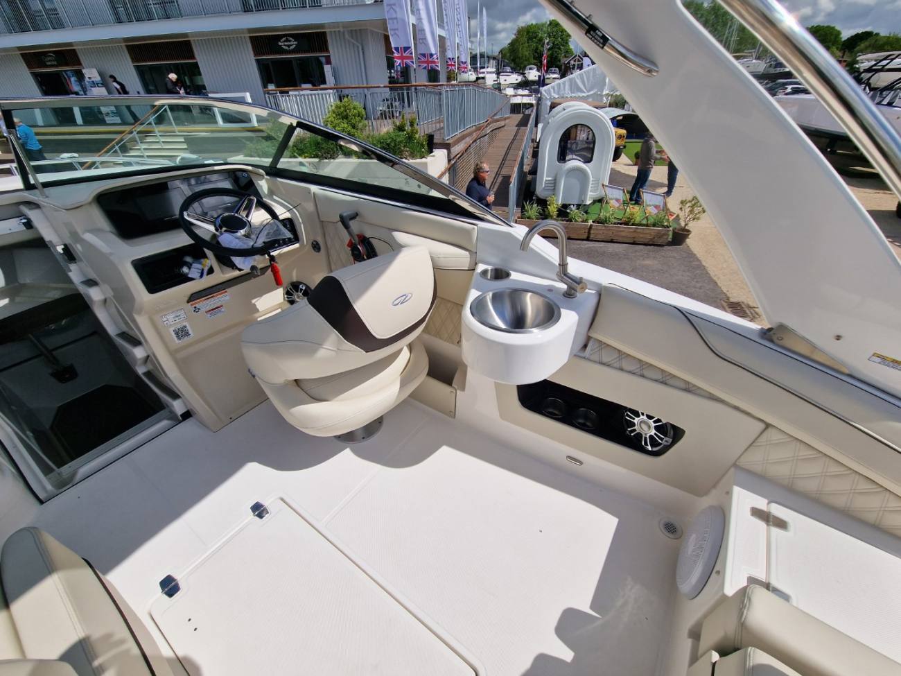2024 LS4C image 2