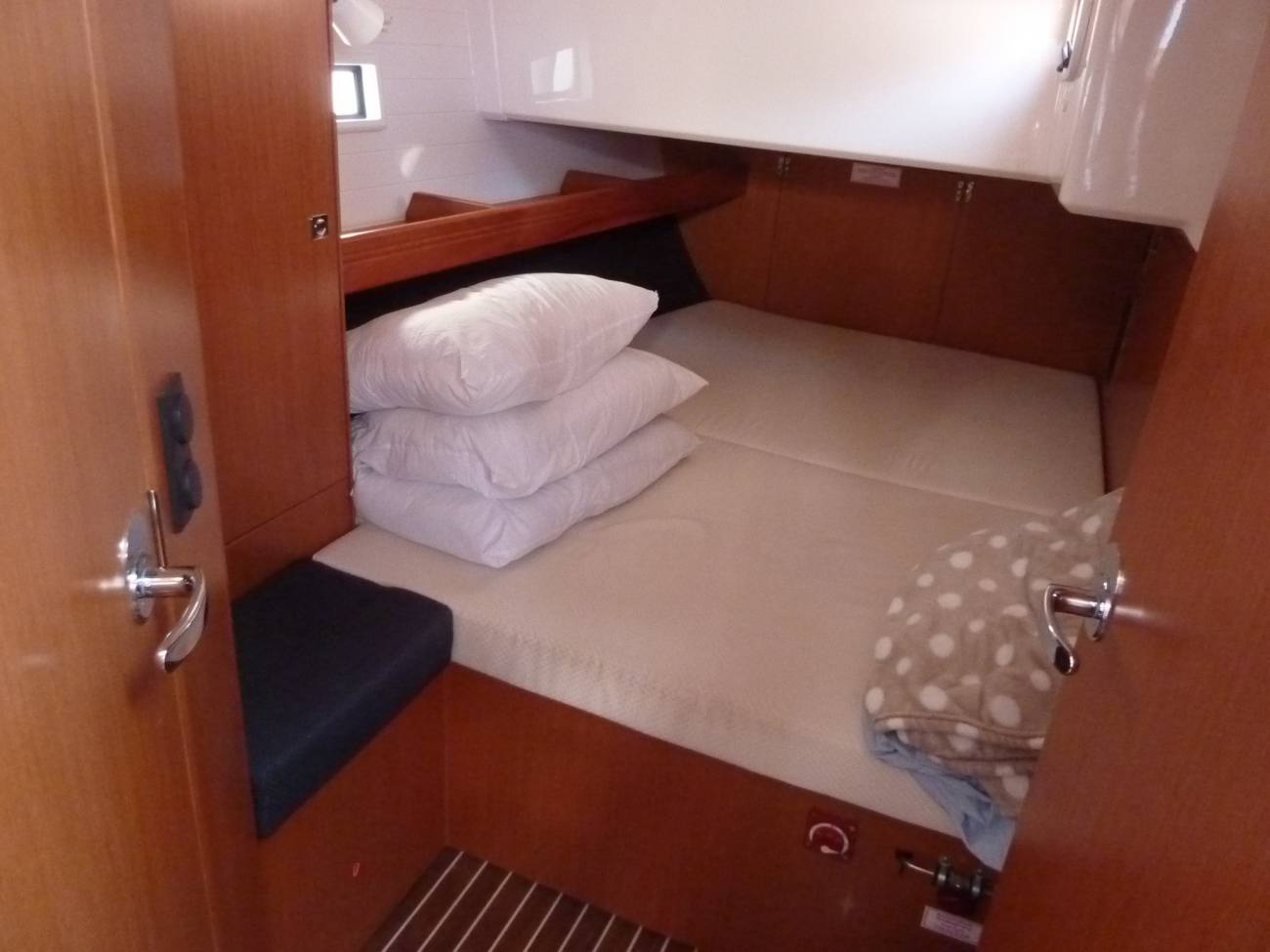 2015 Bavaria Cruiser 46 image 8