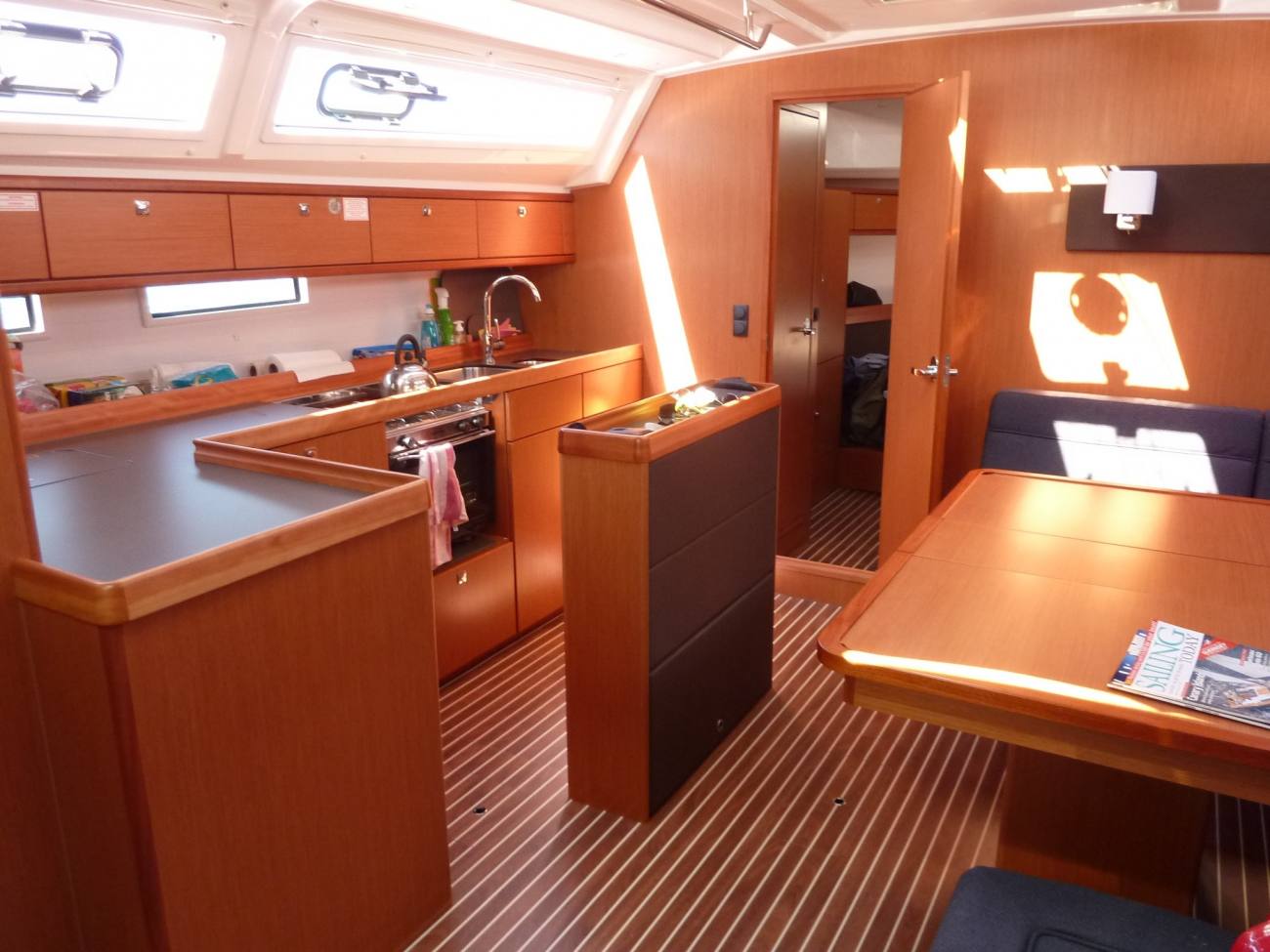 2015 Bavaria Cruiser 46 image 6