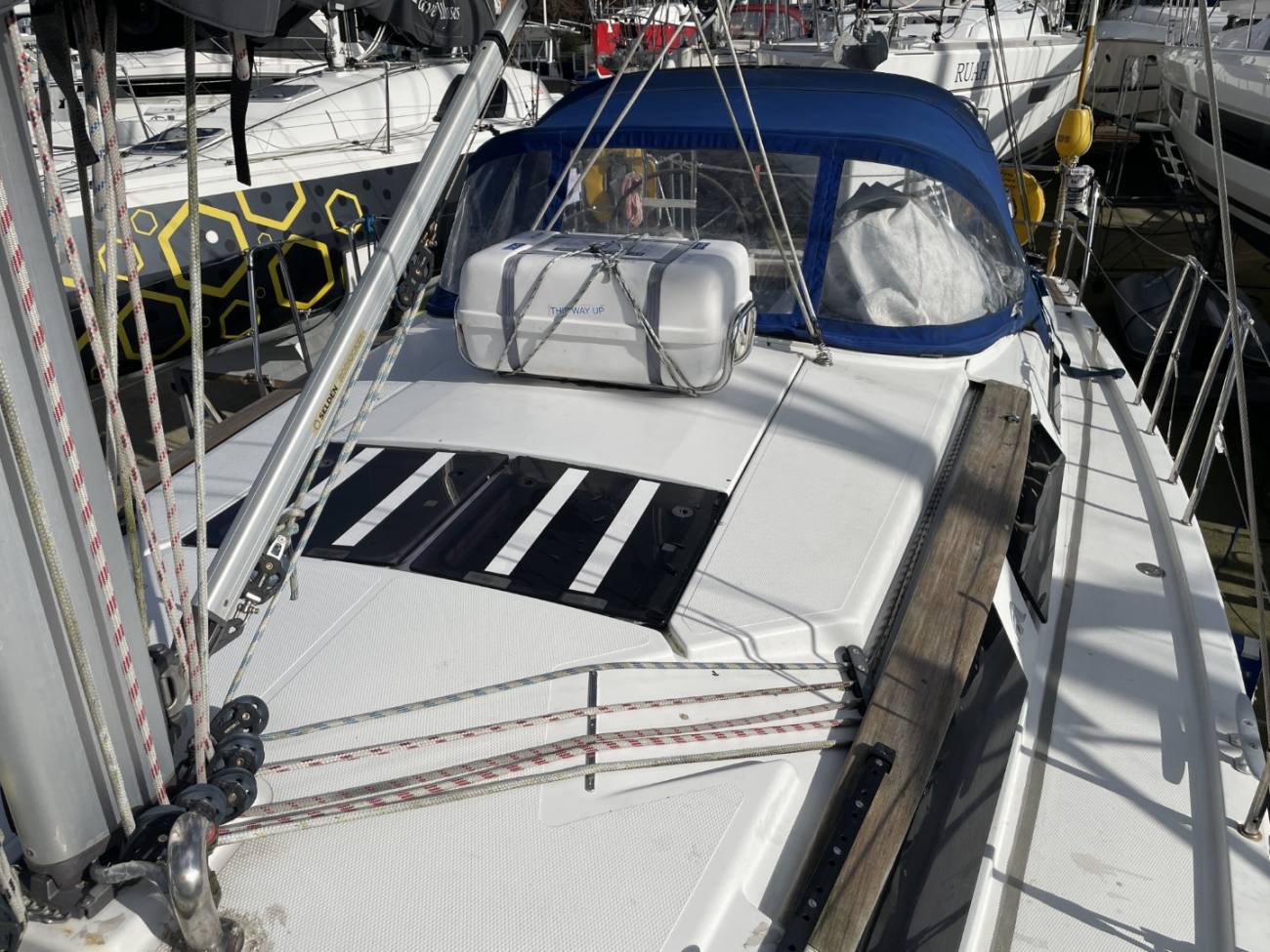 2015 Hanse 345 image 17