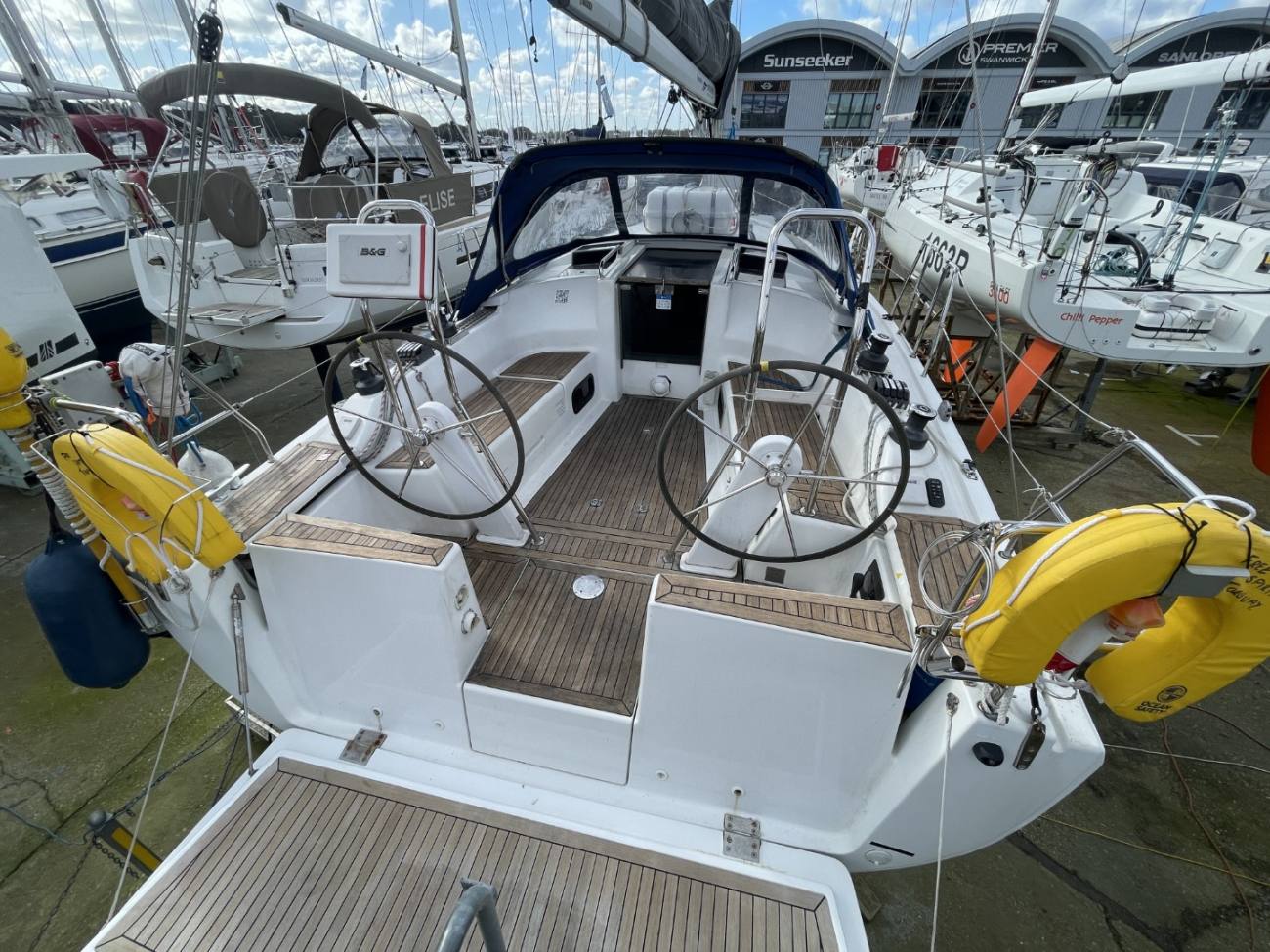 2015 Hanse 345 image 18