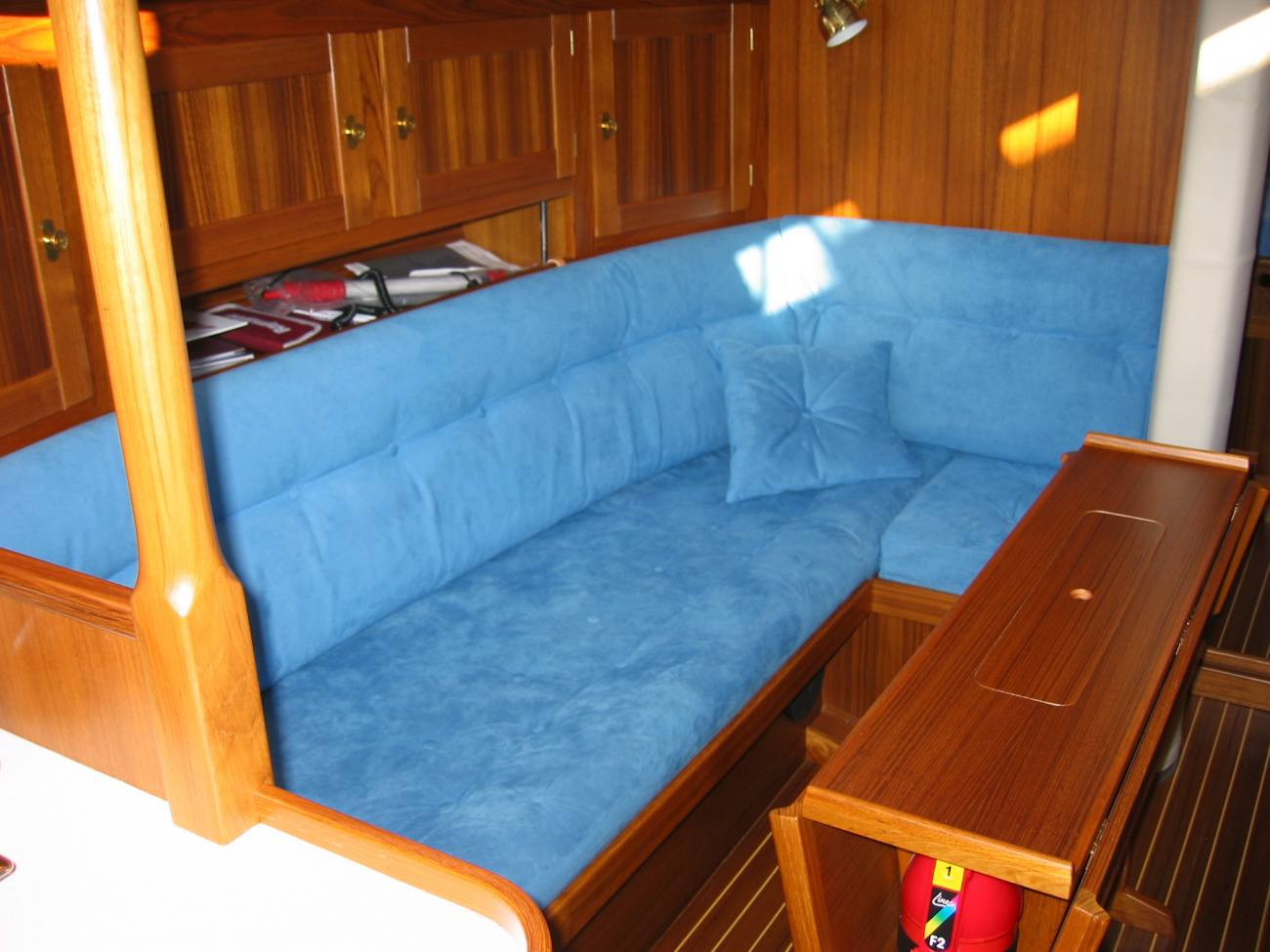 2004 Faurby 363 Deluxe image 4