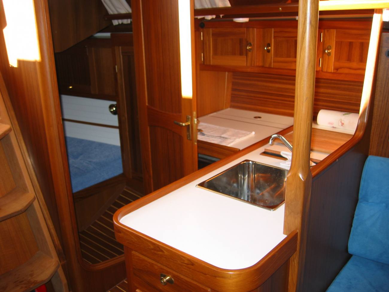 2004 Faurby 363 Deluxe image 6