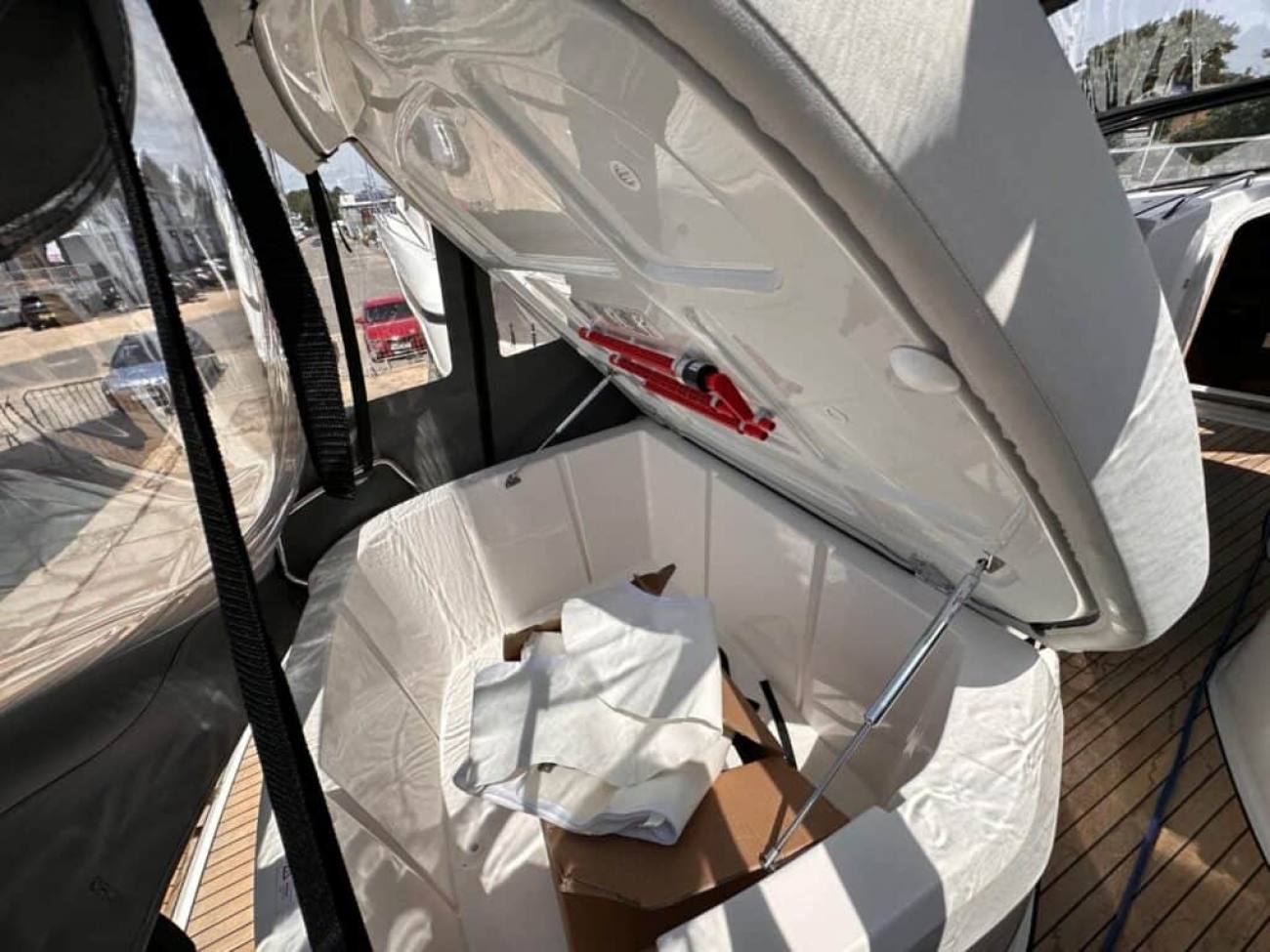 2021 Bavaria S29 image 21