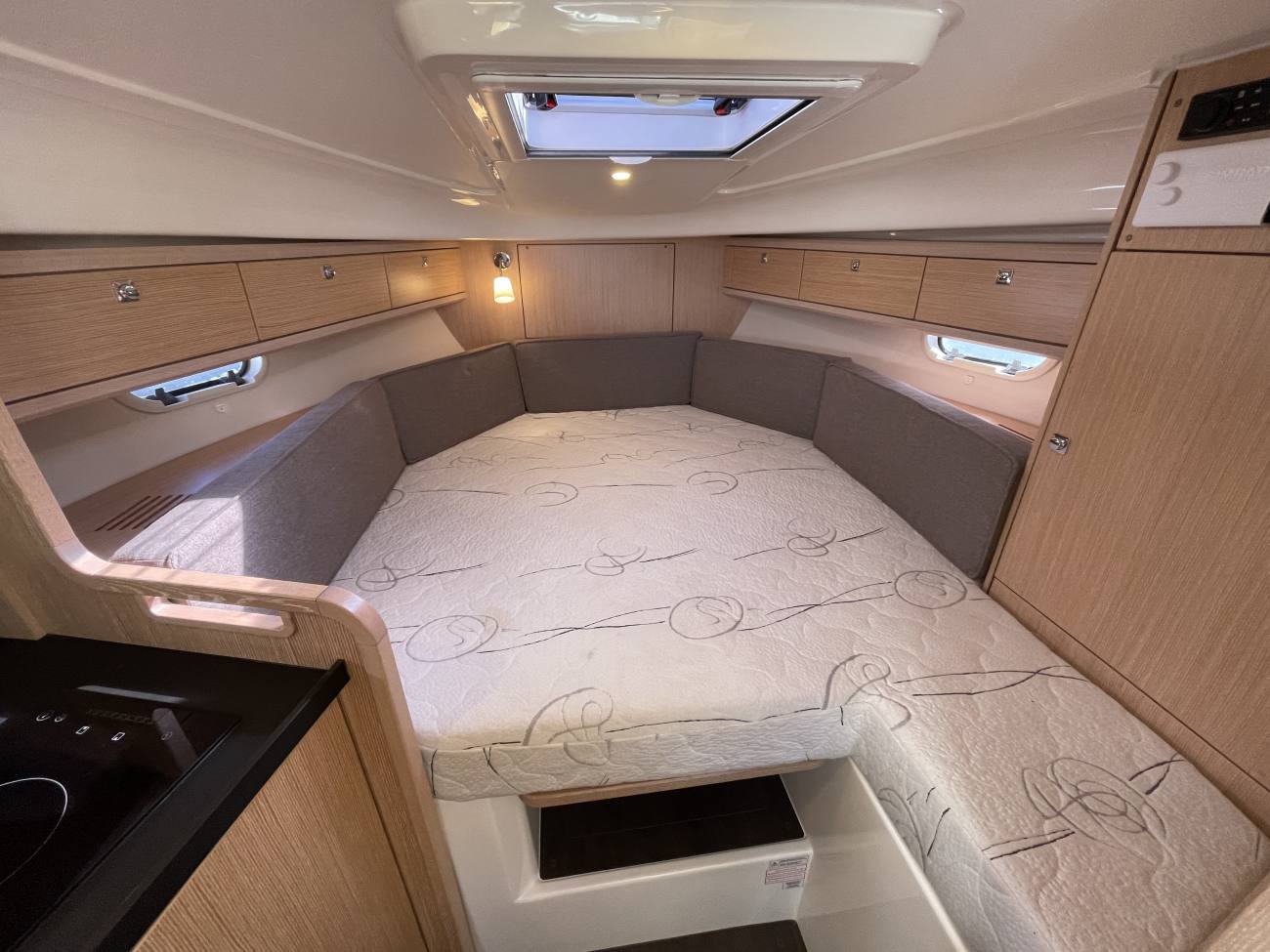 2021 Bavaria S29 image 2