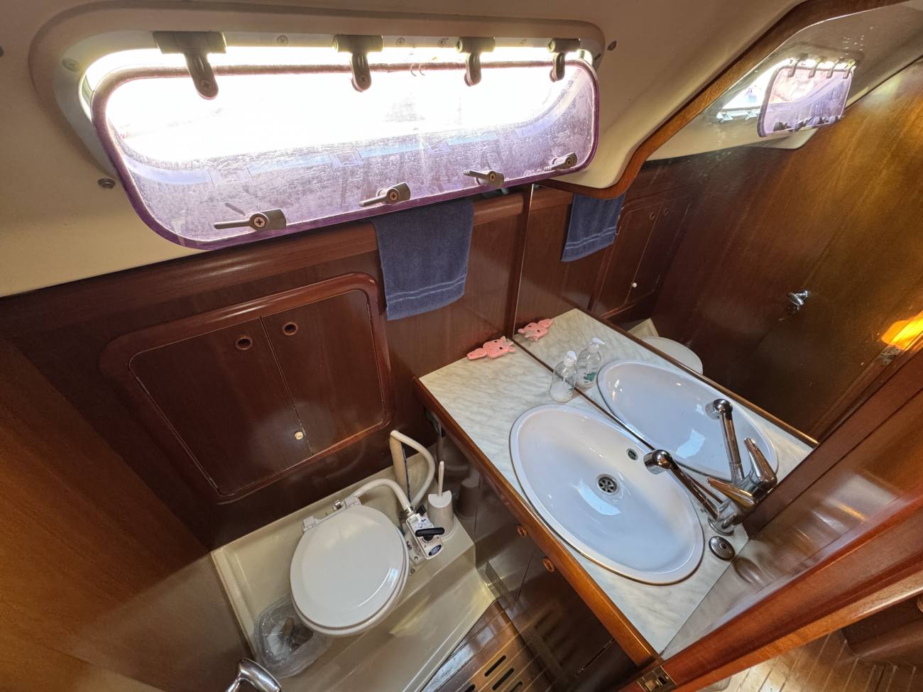 2000 Grand Soleil 46.3 image 35