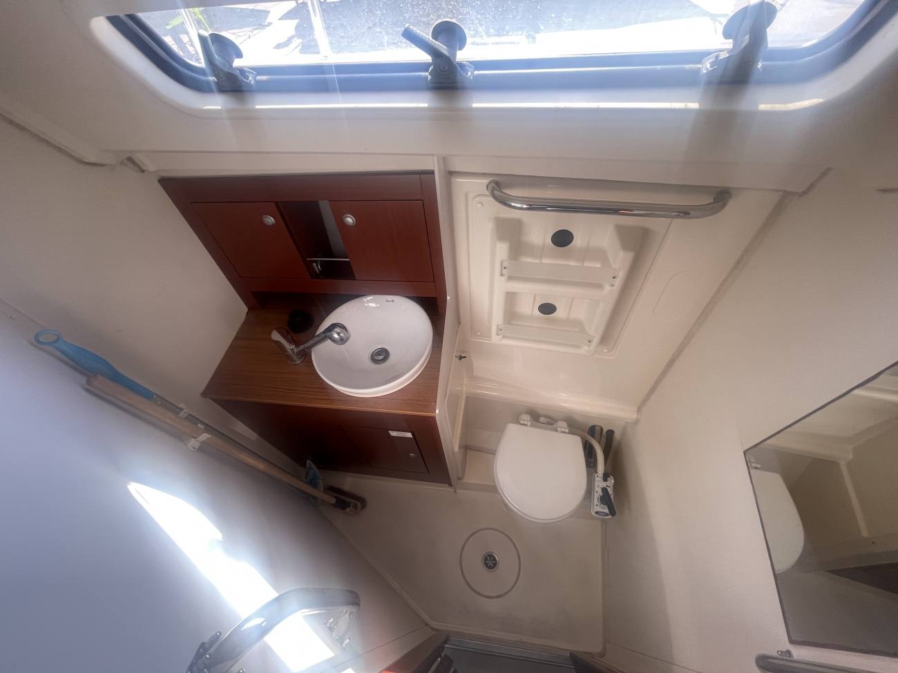 2015 Hanse 345 image 8