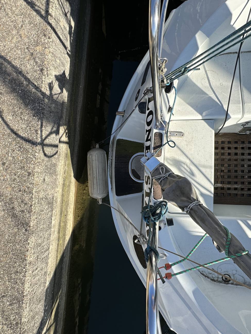 1993 Hunter Channel 323 image 18