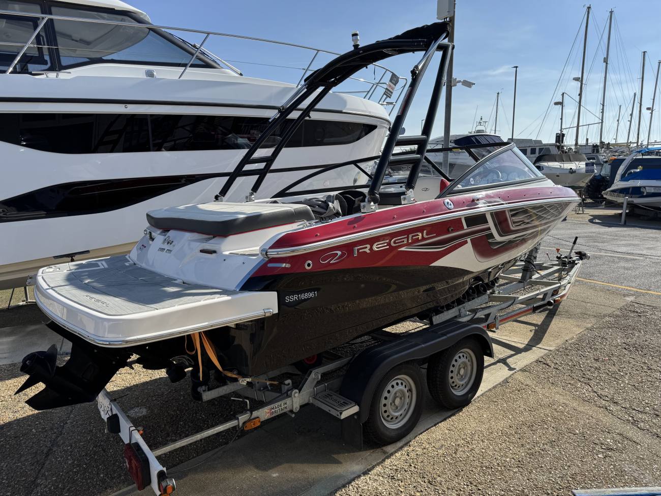 2017 1900 ESX image 11