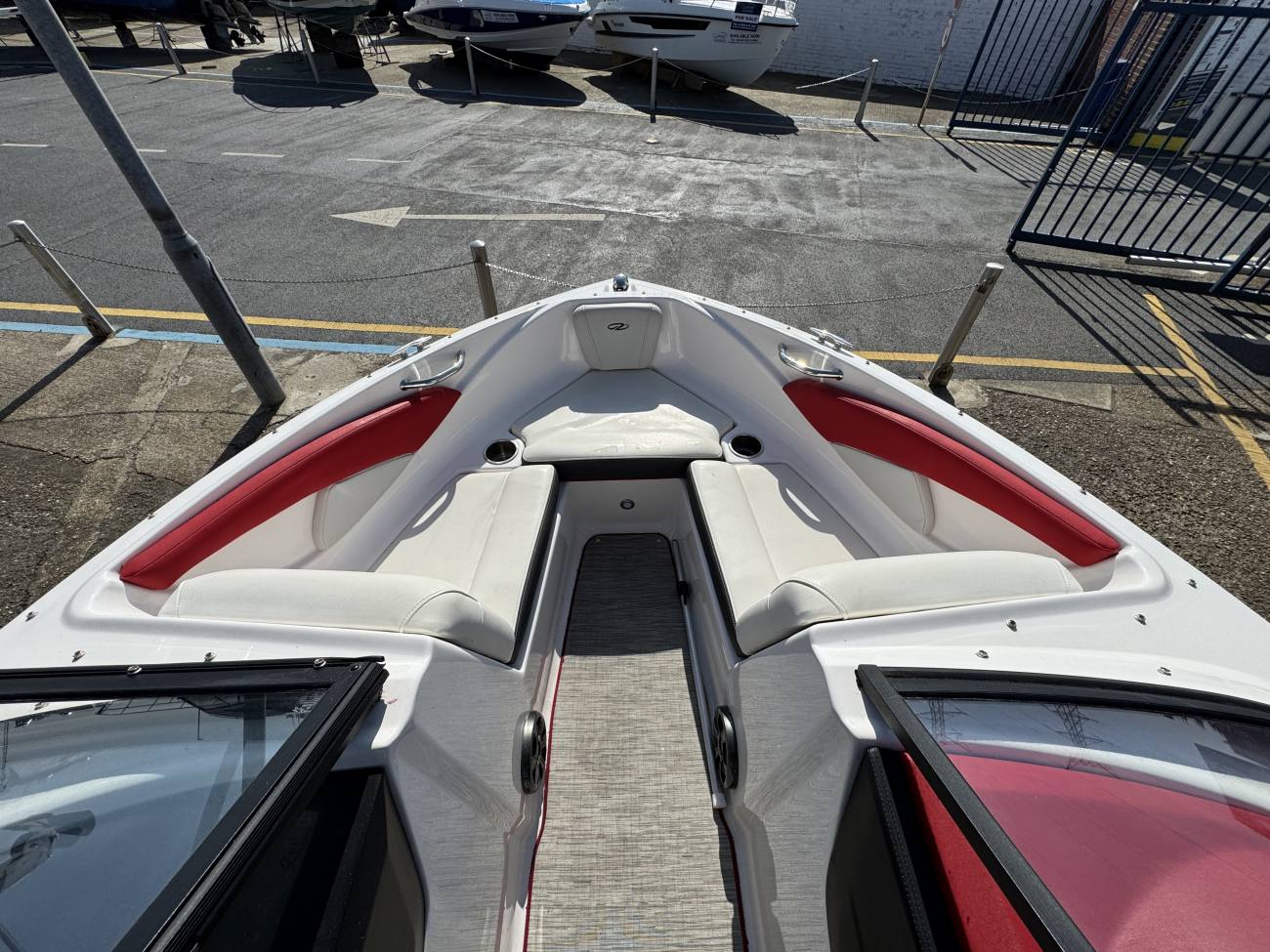 2017 1900 ESX image 5