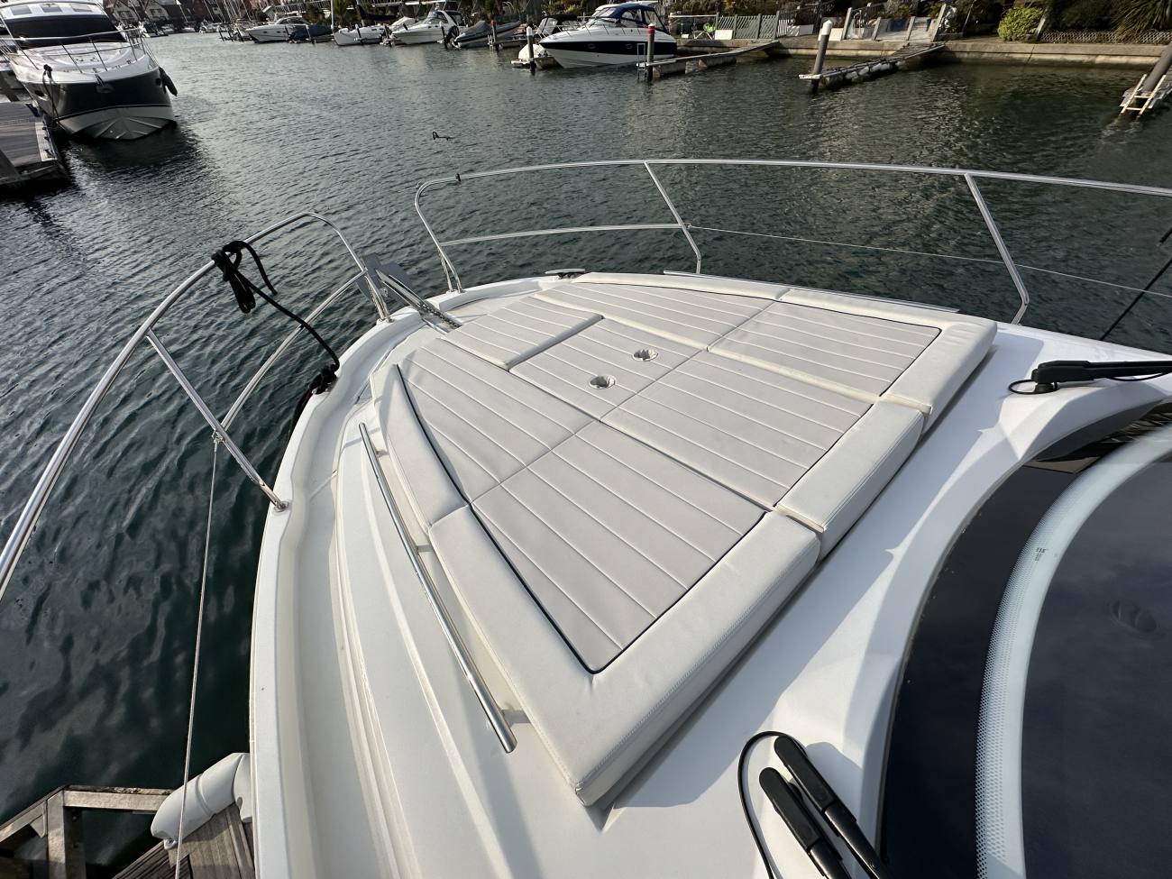 2022 Jeanneau NC 37 image 20