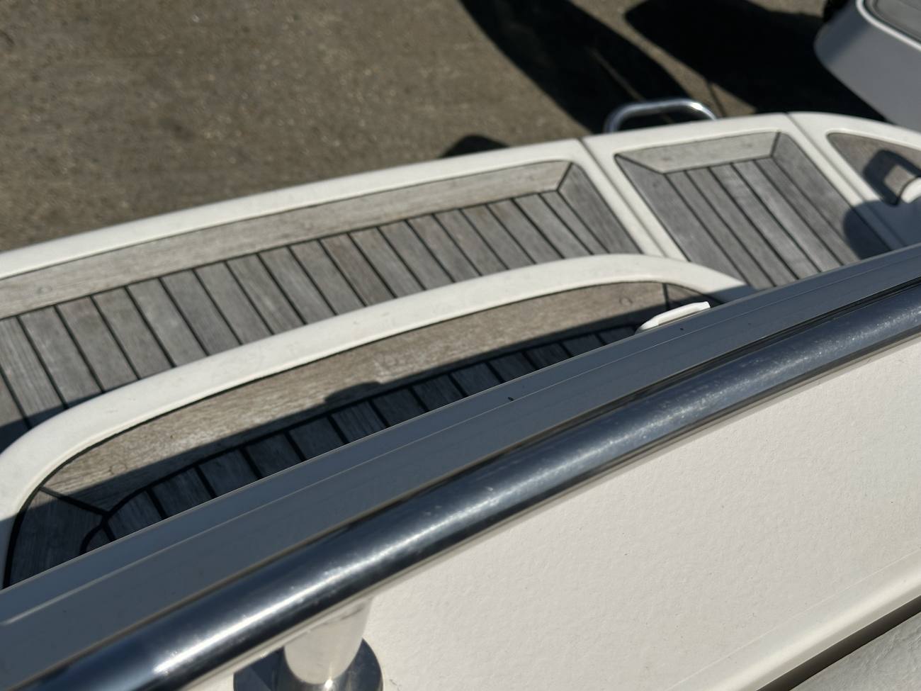 2003 Aquador 23 Walkaround image 18