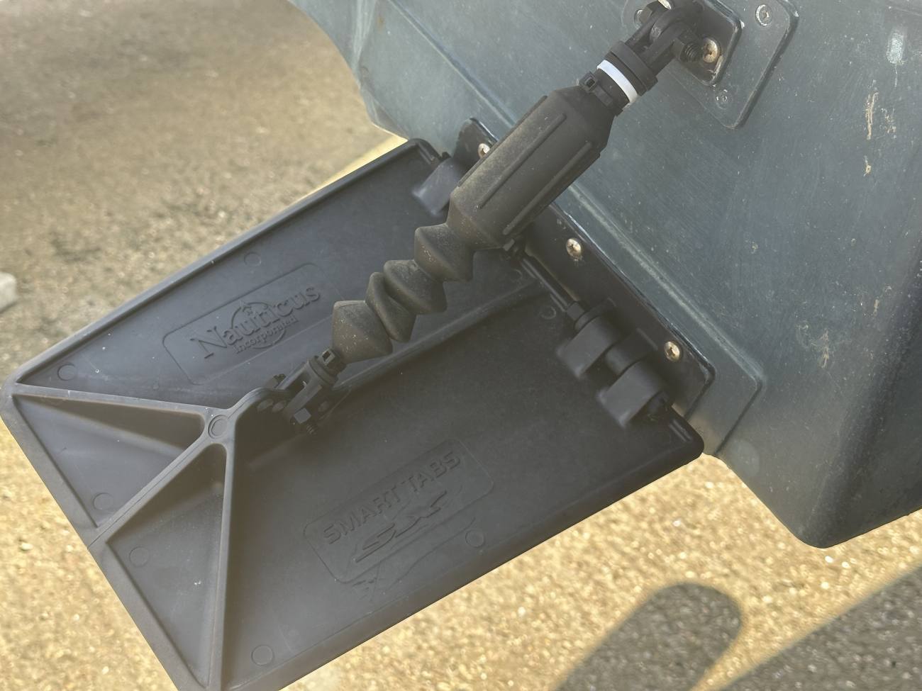 2003 Aquador 23 Walkaround image 6