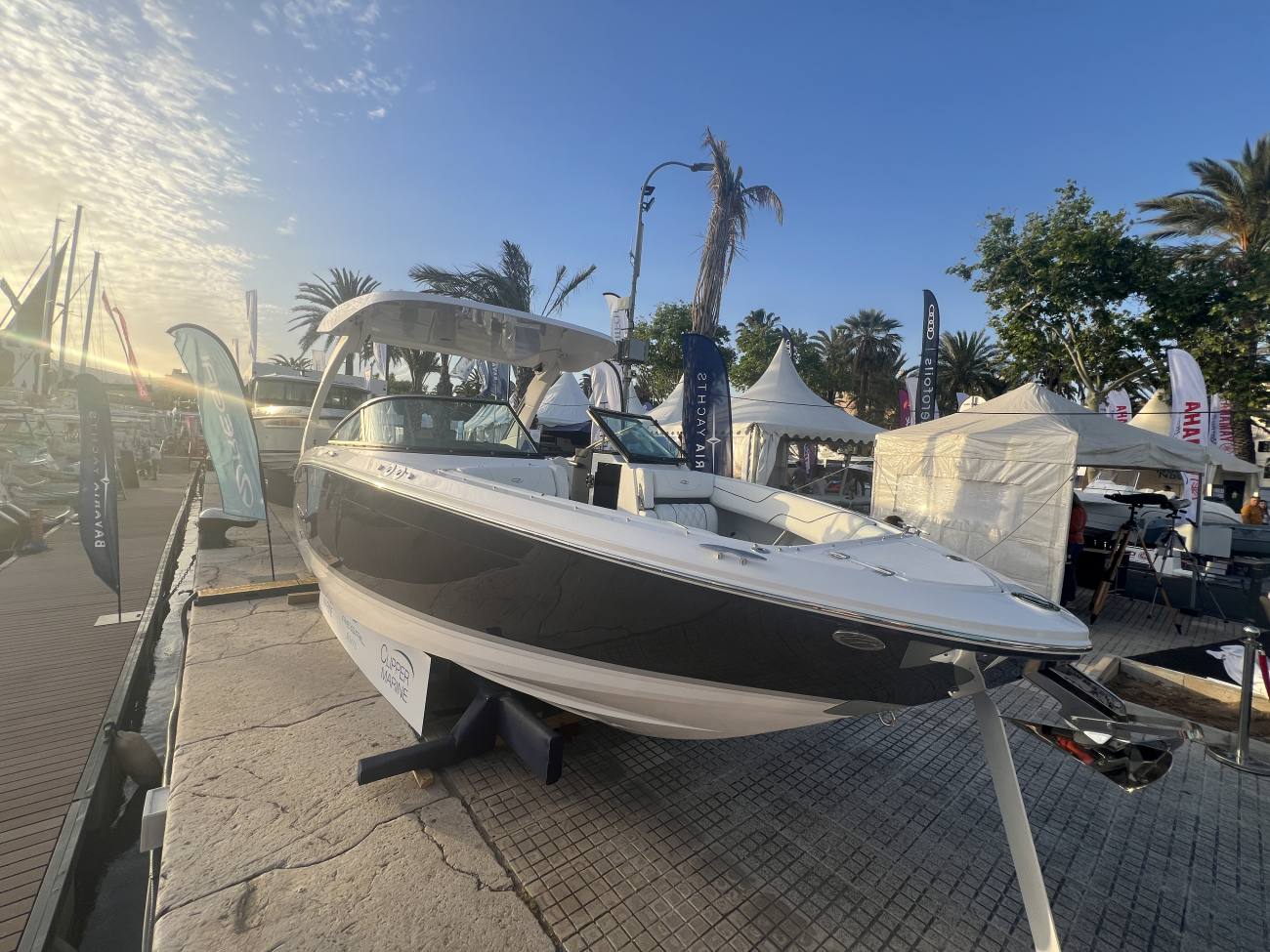 2025 Regal LS6 bowrider image 13