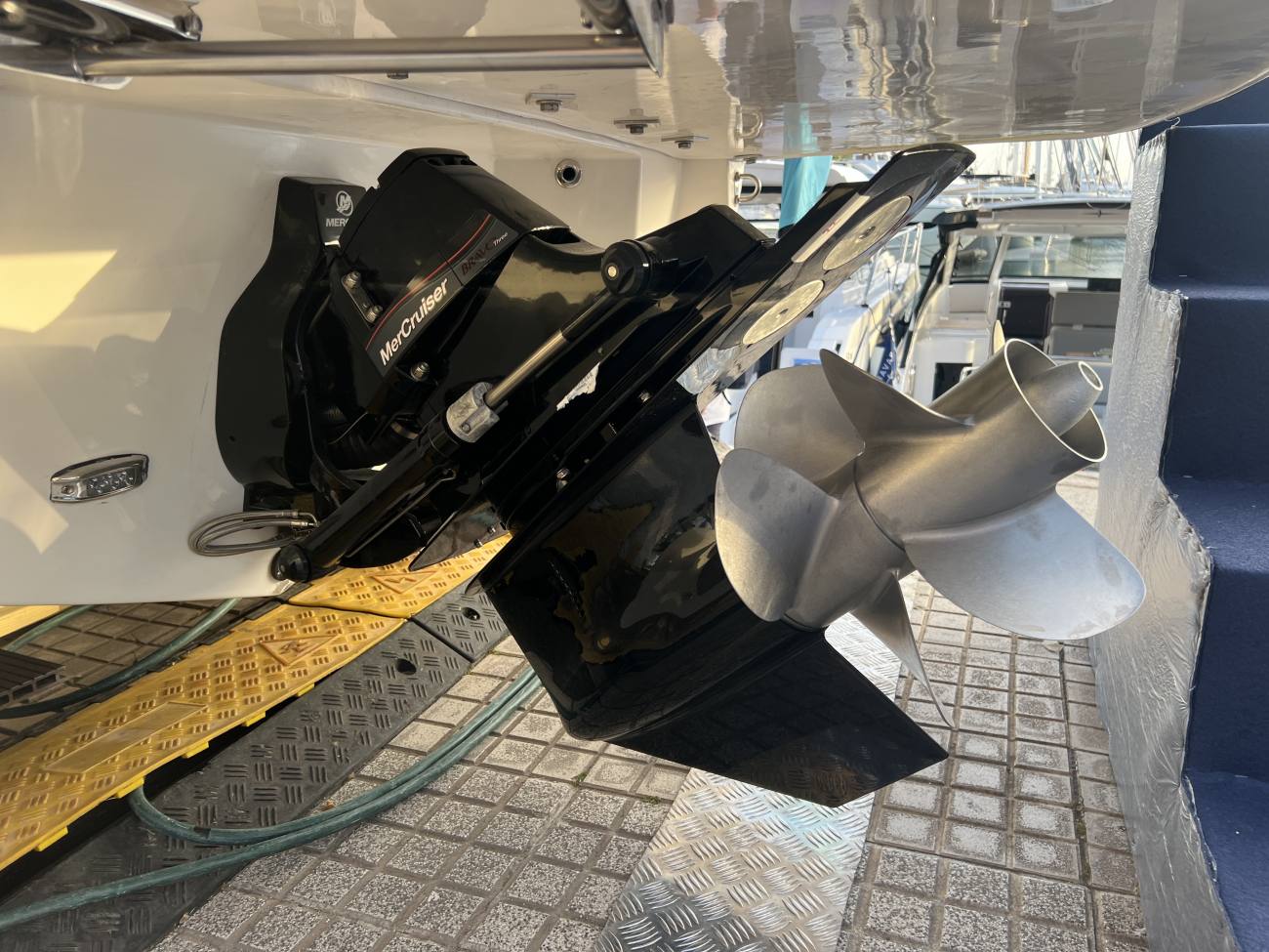 2025 Regal LS6 bowrider image 15