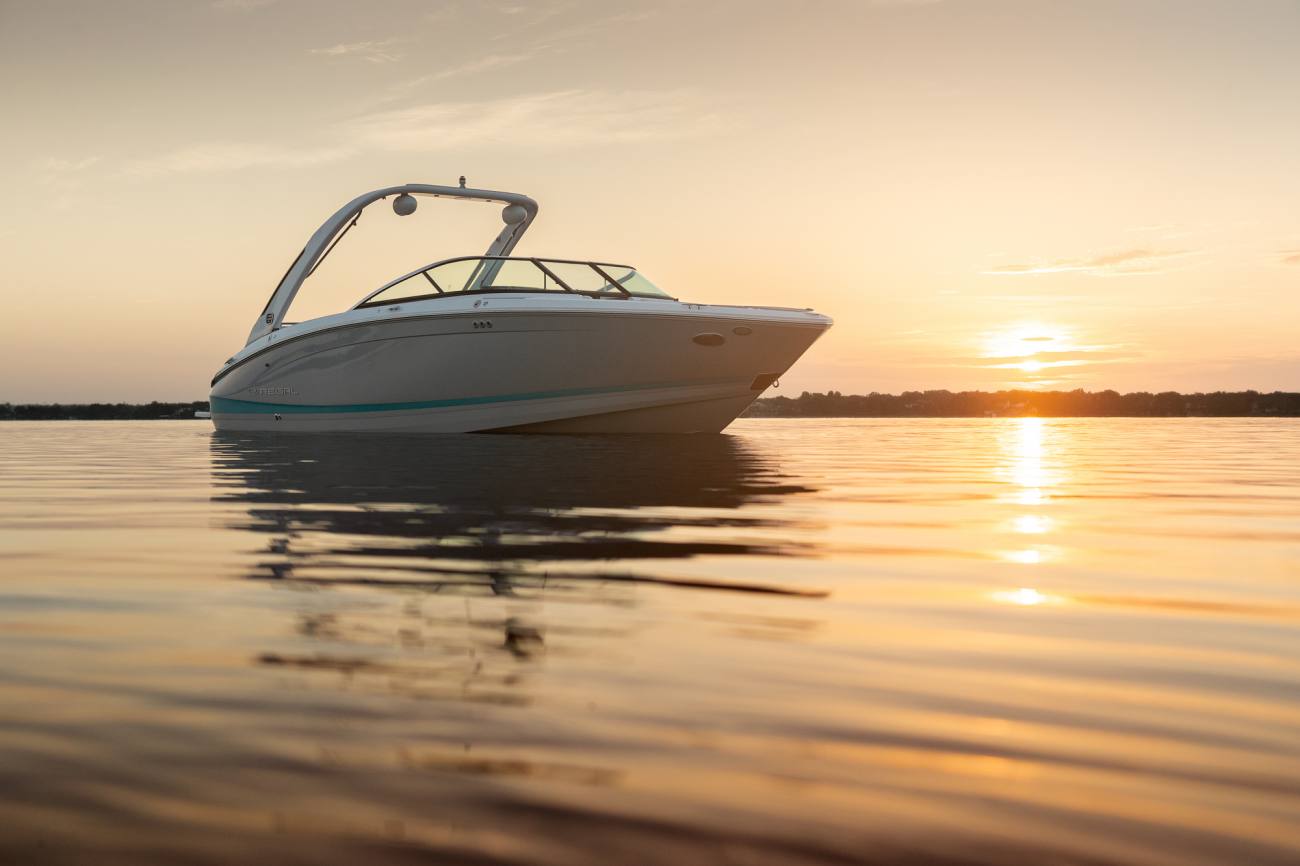2025 Regal LS6 bowrider image 9