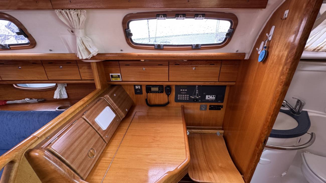 2007 Bavaria 33 Cruiser image 41