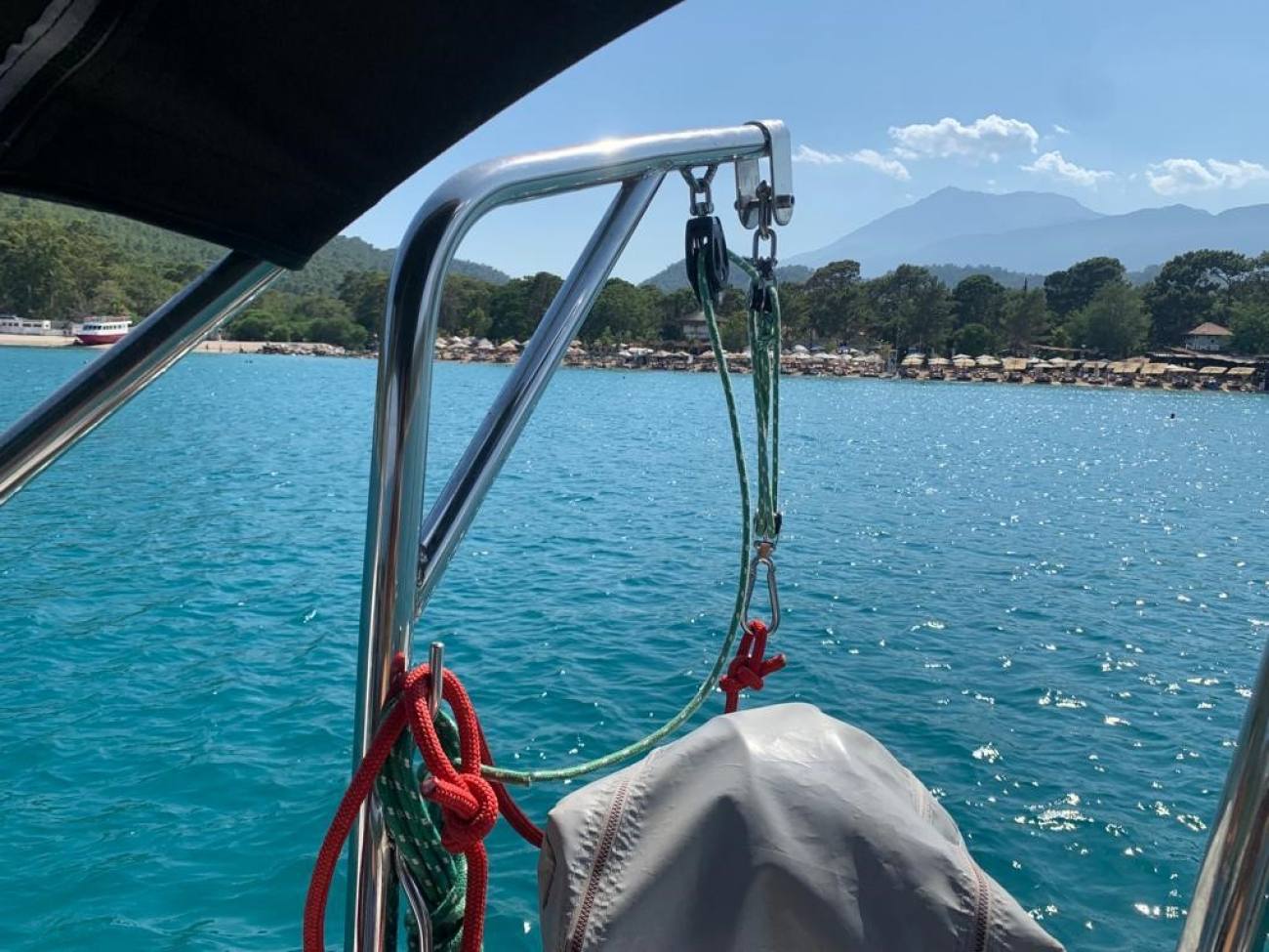 2018 Bavaria 37 Cruiser image 21