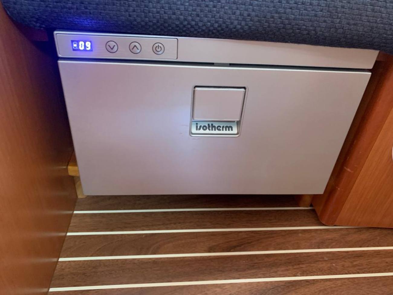 2018 Bavaria 37 Cruiser image 29
