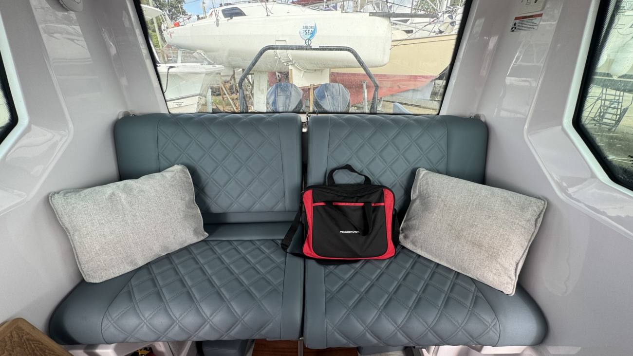 2022 Axopar 28 Cabin image 34