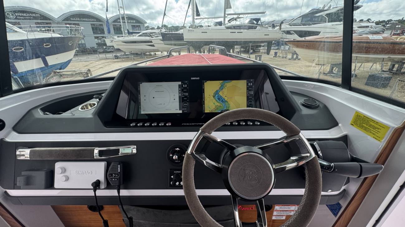 2022 Axopar 28 Cabin image 39