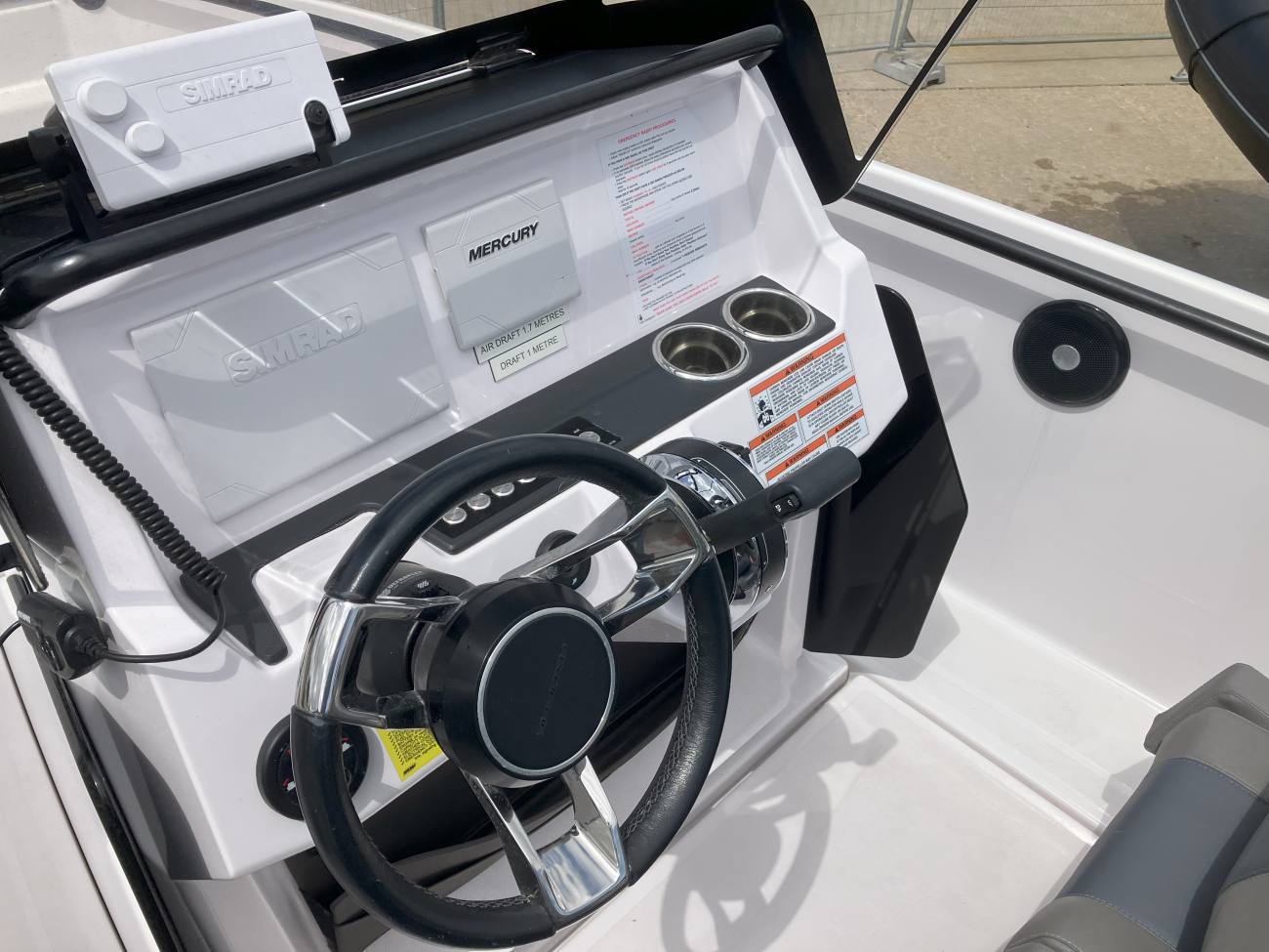 2022 Axopar 22 Spyder image 21