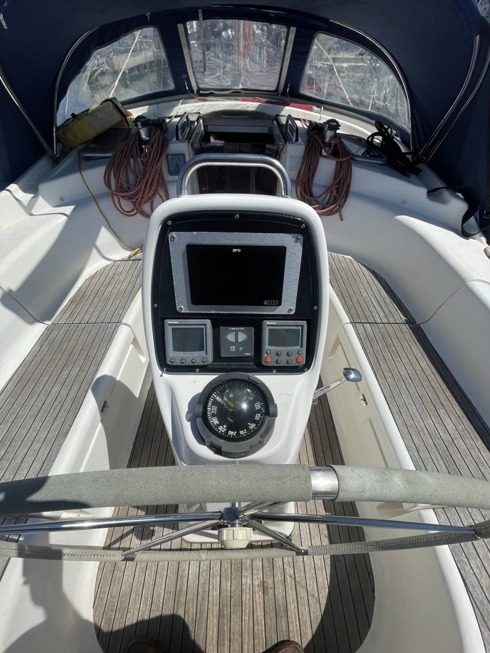 2006 Bavaria 39 Cruiser image 23