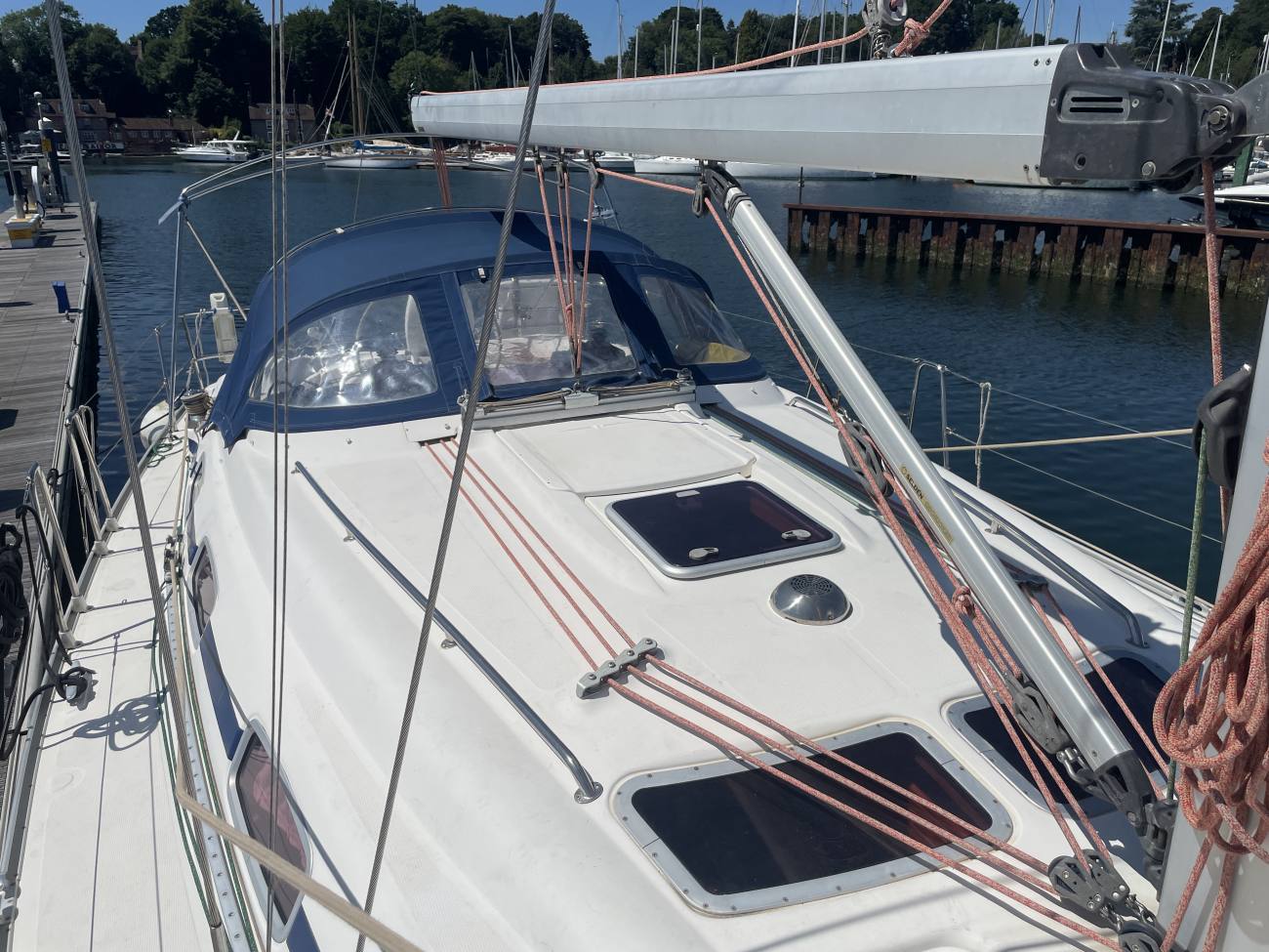 2006 Bavaria 39 Cruiser image 27