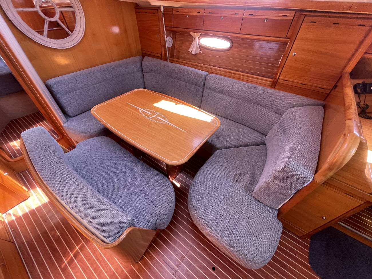 2006 Bavaria 39 Cruiser image 35