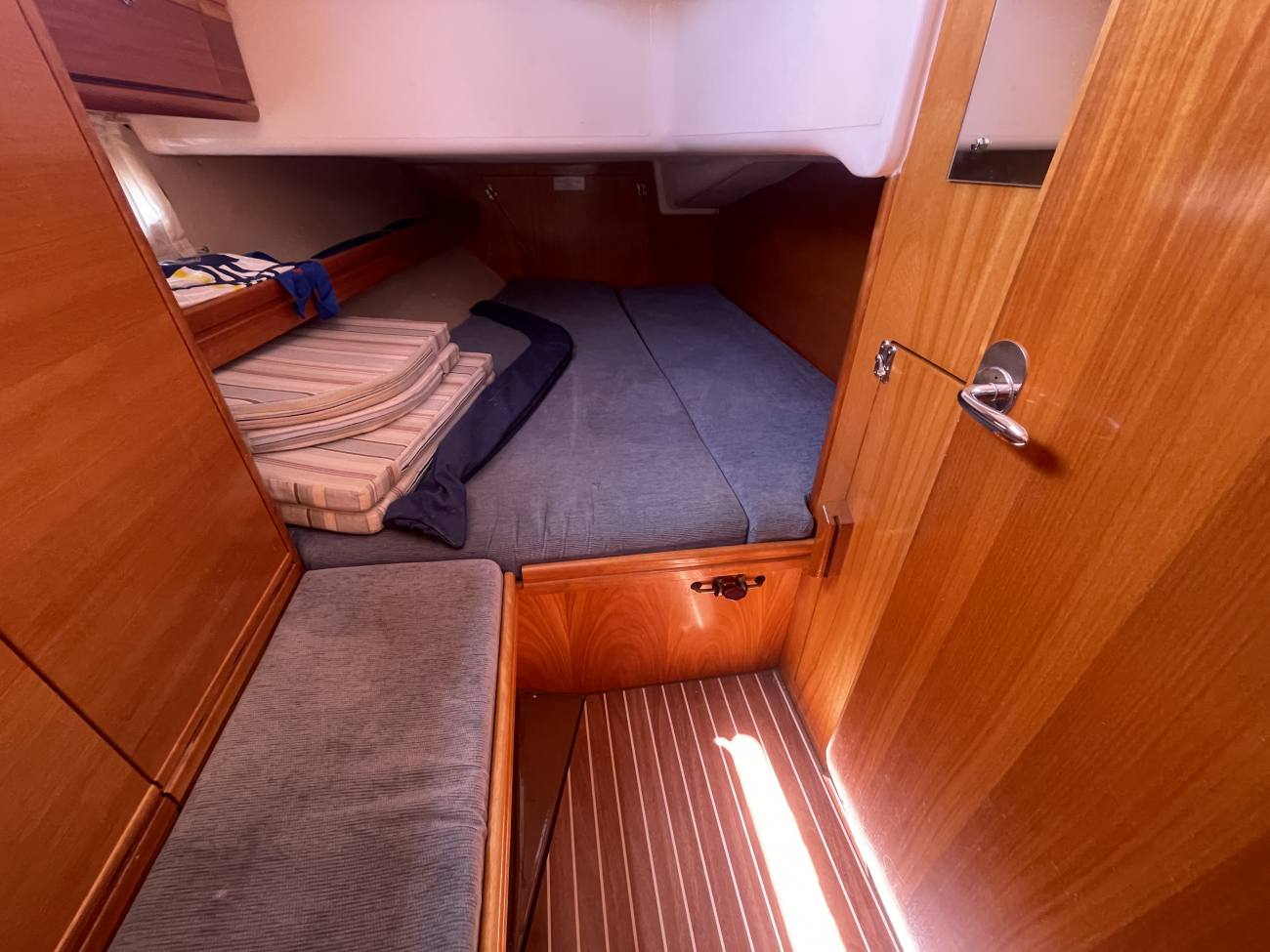 2006 Bavaria 39 Cruiser image 7