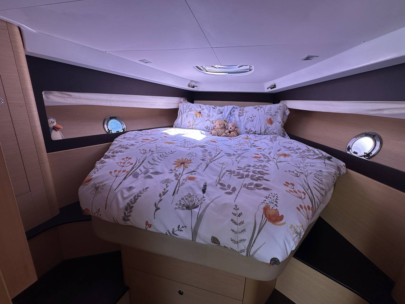 2008 Beneteau Monte Carlo 37 Hard Top image 5