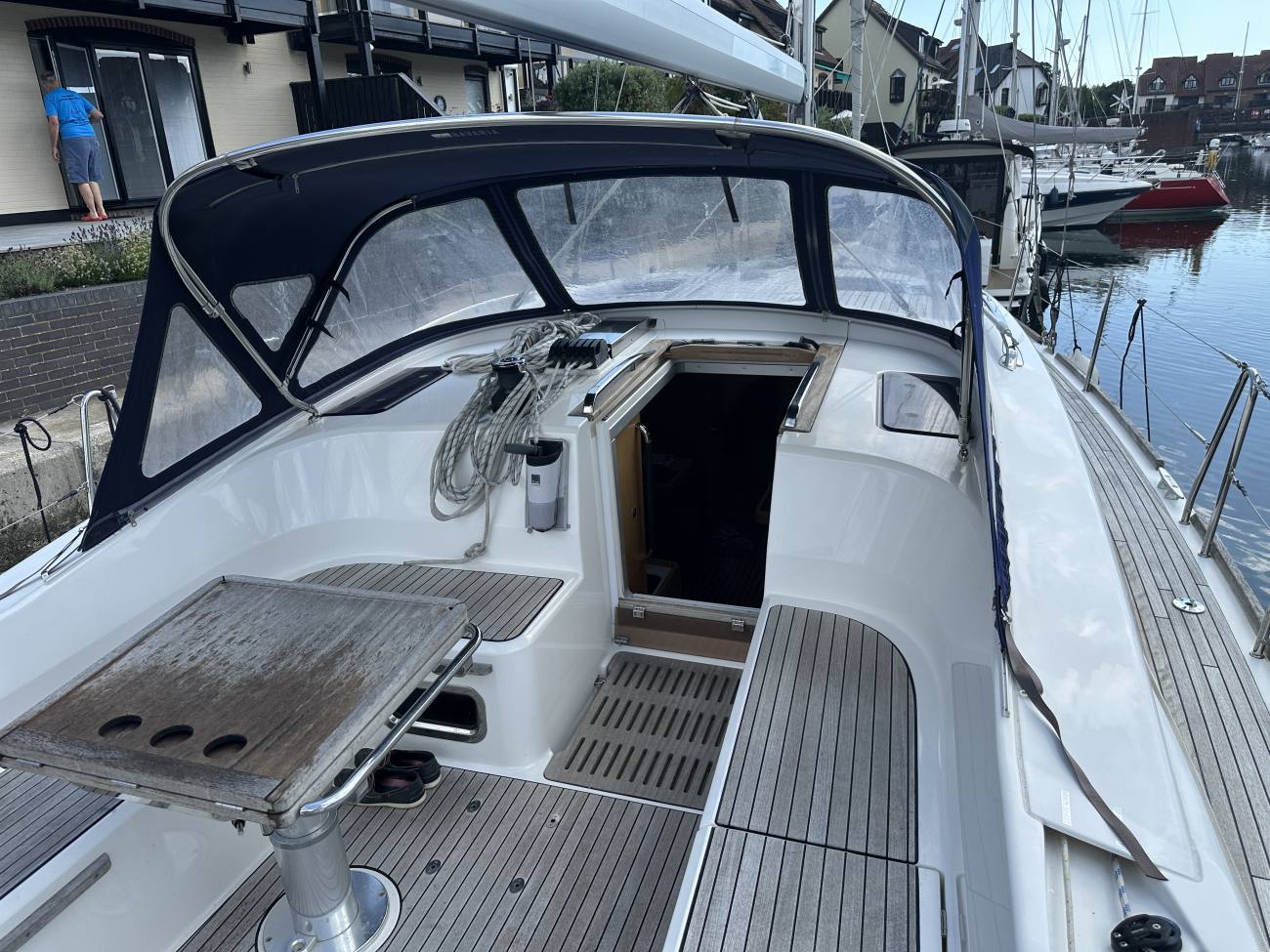 2018 Bavaria Vision 42 Blue Edition image 19