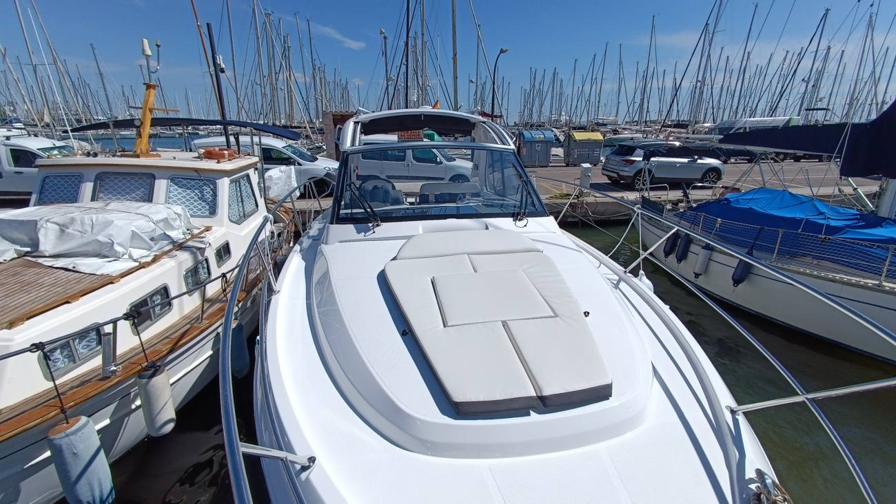 2023 Bavaria S33 HT image 9