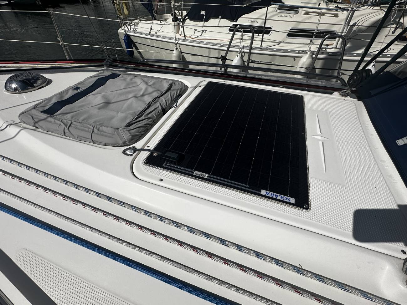 2006 Bavaria 30 Cruiser image 20