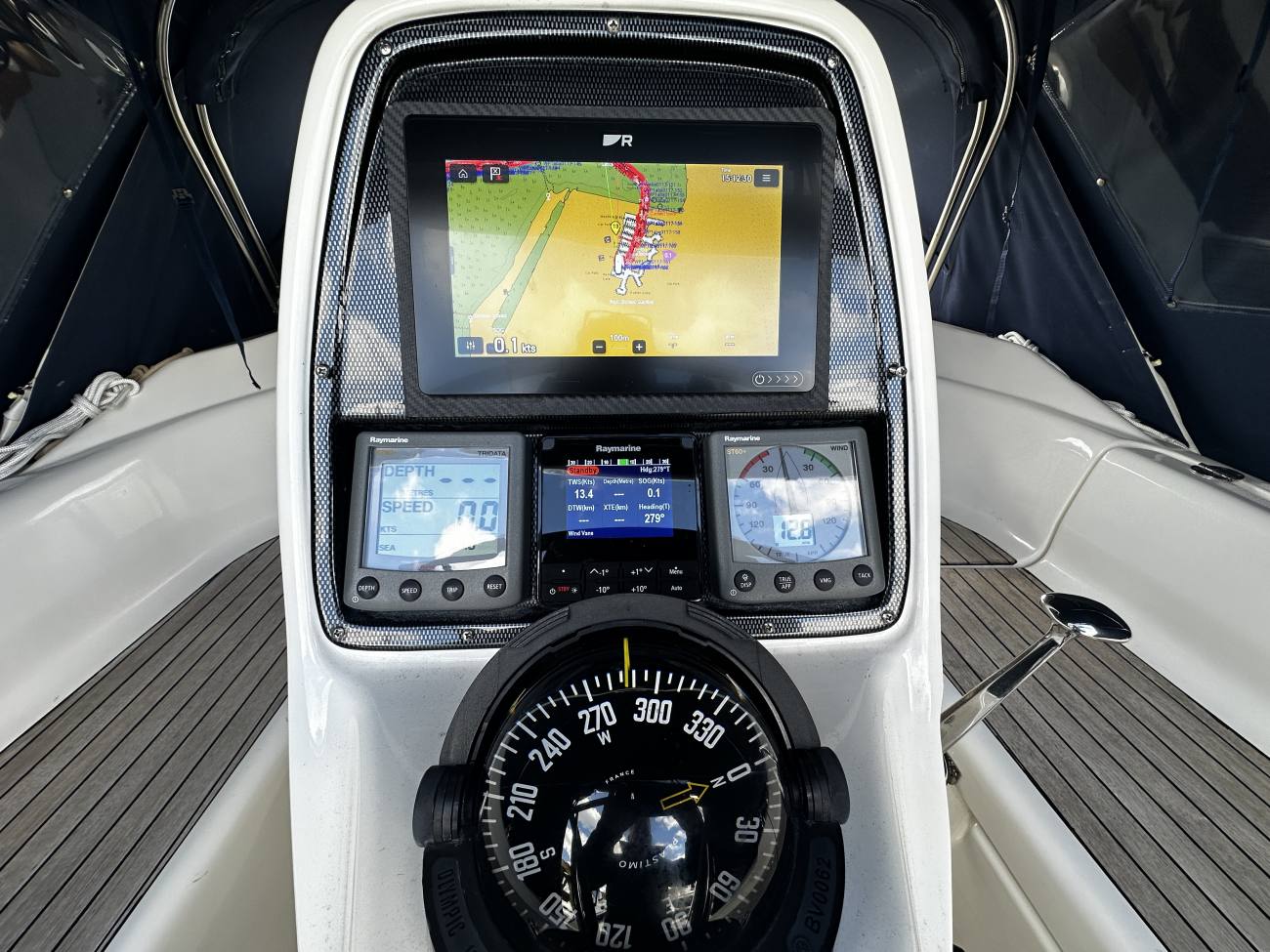 2006 Bavaria 30 Cruiser image 28