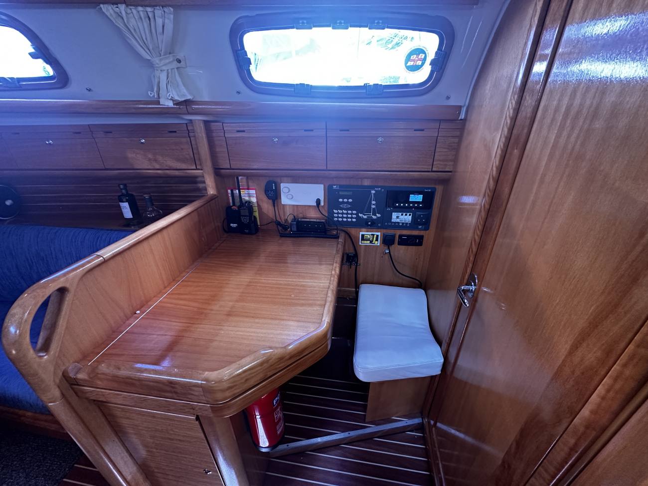 2006 Bavaria 30 Cruiser image 33