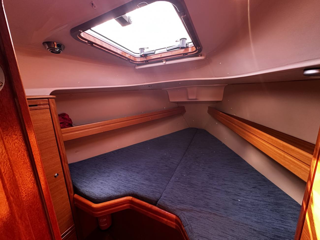 2006 Bavaria 30 Cruiser image 4