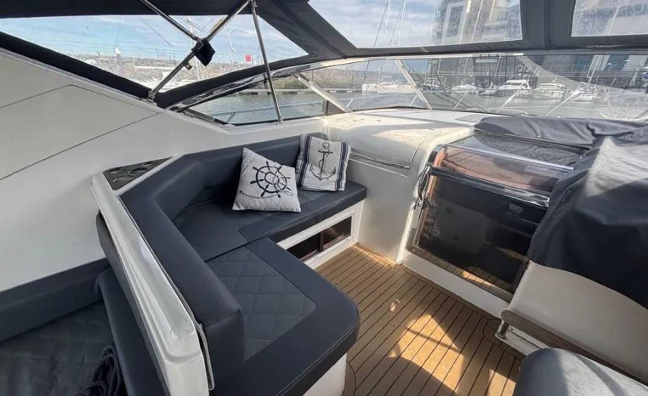 1994 Fairline Targa 38 image 12