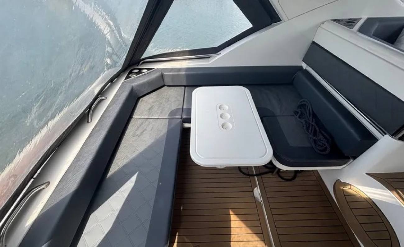 1994 Fairline Targa 38 image 13