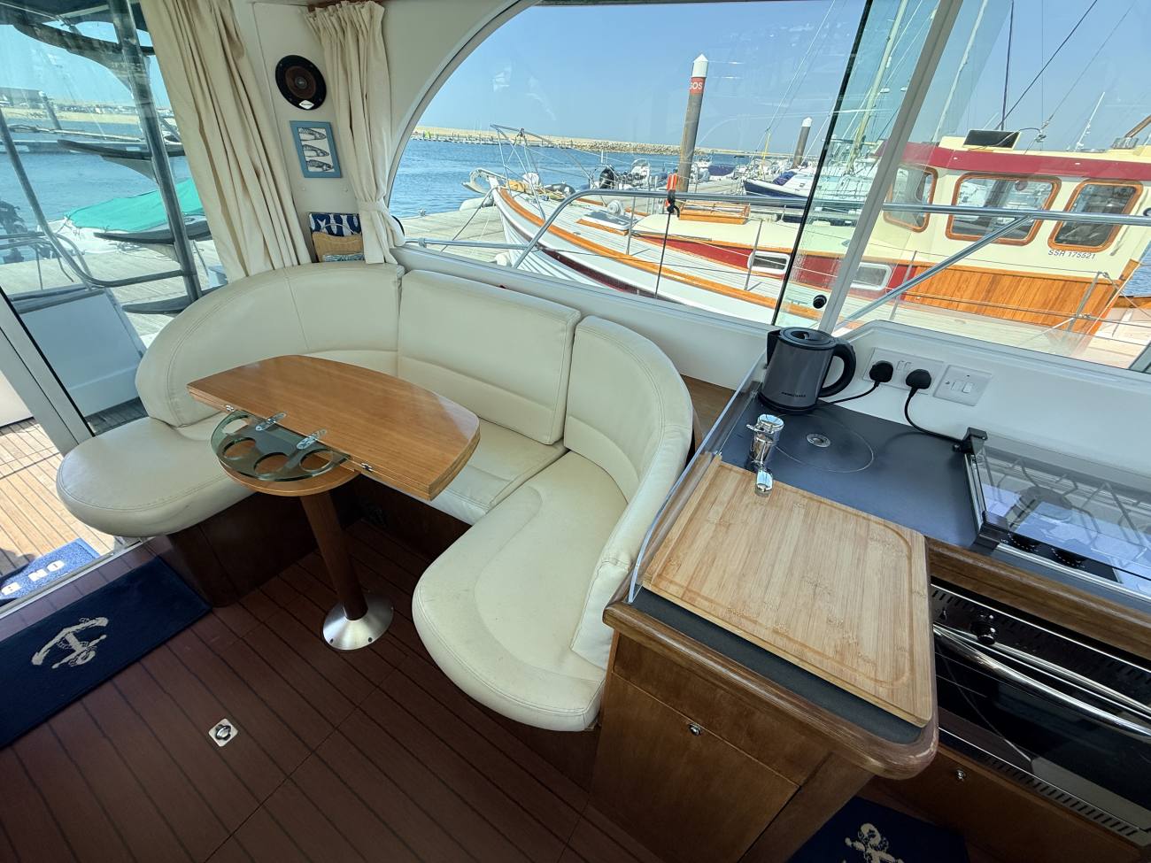 2004 Beneteau Antares 9.80 image 16