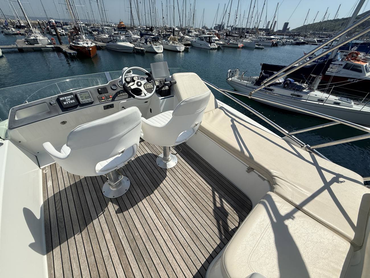 2004 Beneteau Antares 9.80 image 2