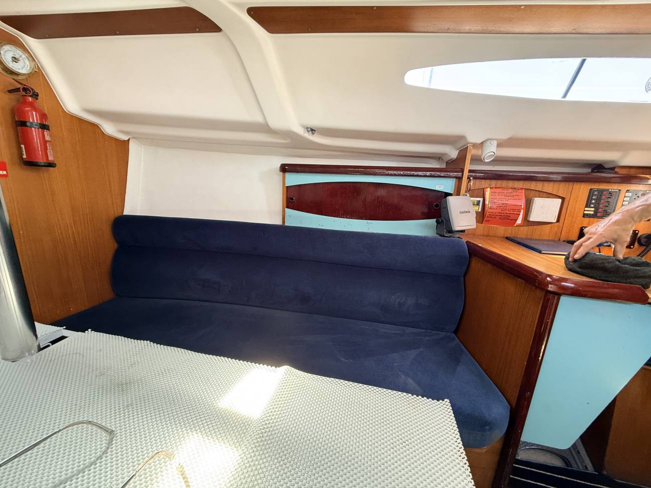 1998 Jeanneau Sun Odyssey 29.2 Lift Keel image 15
