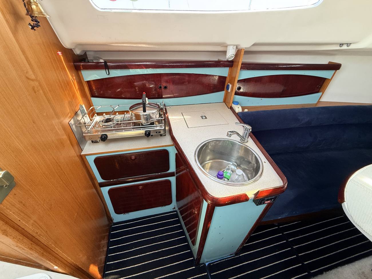 1998 Jeanneau Sun Odyssey 29.2 Lift Keel image 14