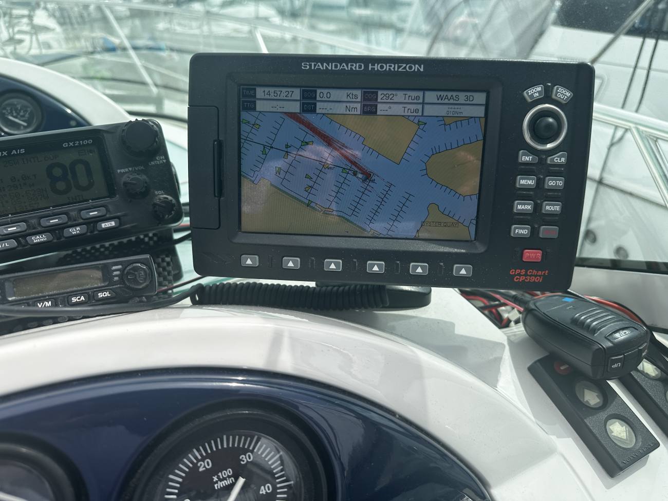 2000 Fairline Targa 30 image 25