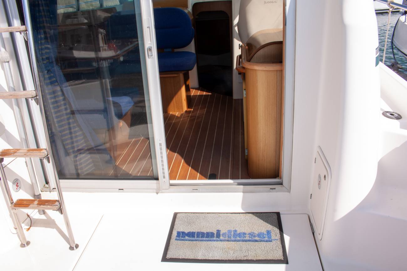 2007 Jeanneau Merry Fisher 805 Limited image 29