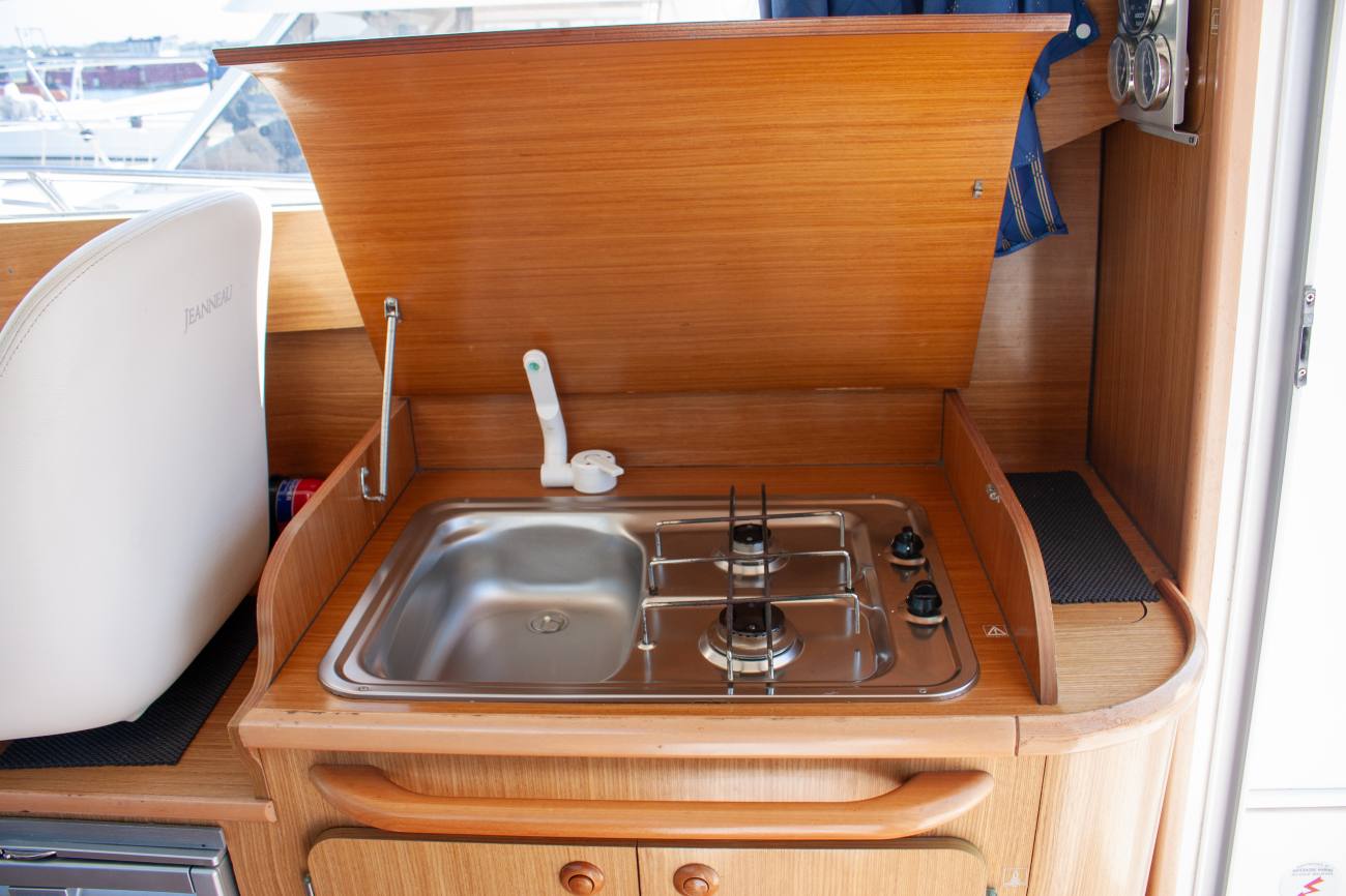 2007 Jeanneau Merry Fisher 805 Limited image 35