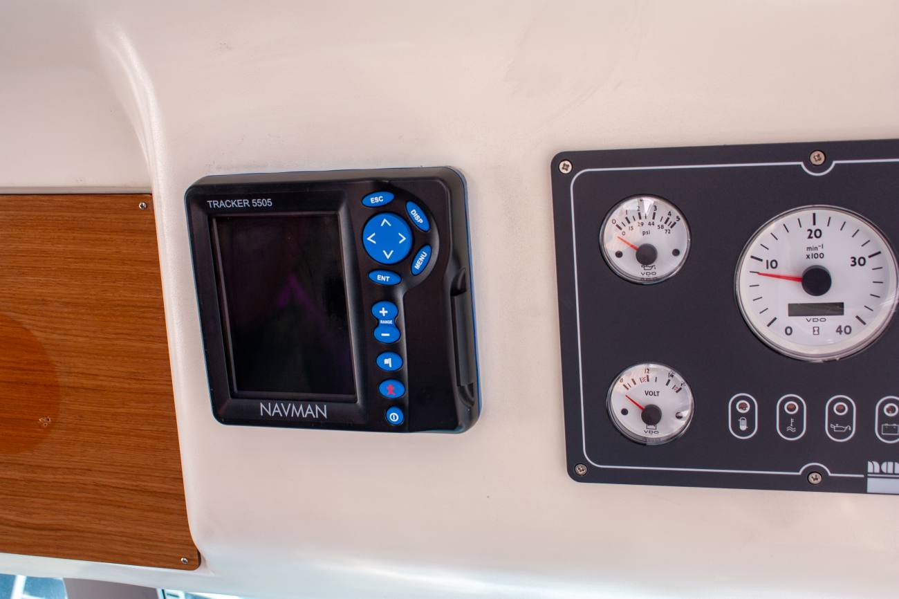2007 Jeanneau Merry Fisher 805 Limited image 10