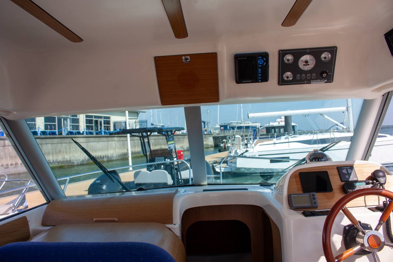 2007 Jeanneau Merry Fisher 805 Limited image 5