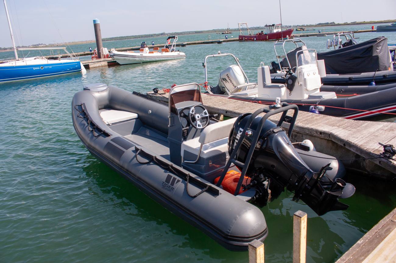 2024 Tiger Marine Dive Master 520 image 11